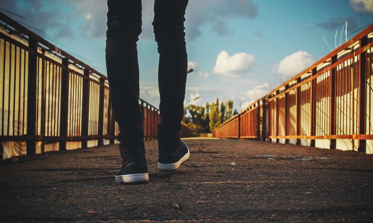 What does ‘We walk by faith not by sight’ mean?