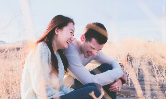 How should you live with a non-believing husband?