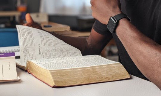 reading_bible