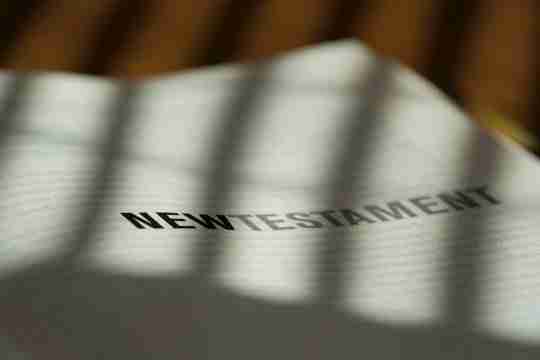bible-page-new-testament