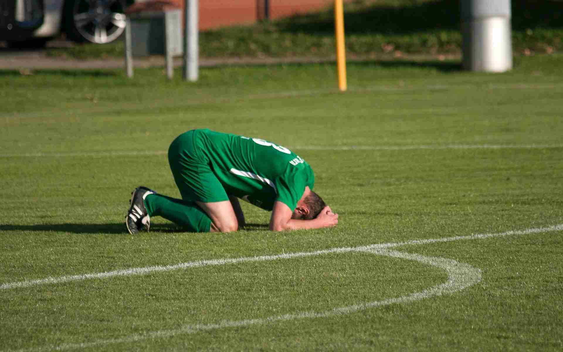 soccer-player-sad-fail-failure